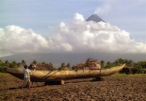 Mayon Volcano, Albay, Luzon, Philippines | PUBLISHED: www.ad… | Flickr