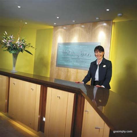 Gatwick Holiday Inn | Unbeatable Hotel Prices for Gatwick Airport