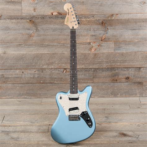 Squier Super-Sonic Blue Ice Blue Metallic > Guitars Electric Solid Body | Chicago Music Exchange