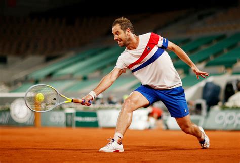 Gasquet relishing Wimbledon date with 'classic' Federer | Reuters