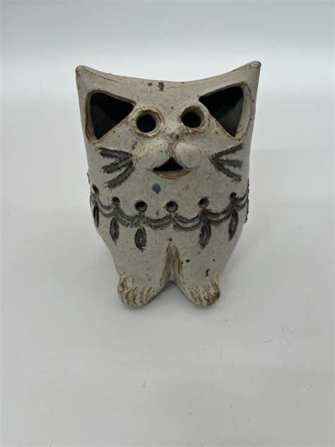 Handmade Vintage Pottery Cat