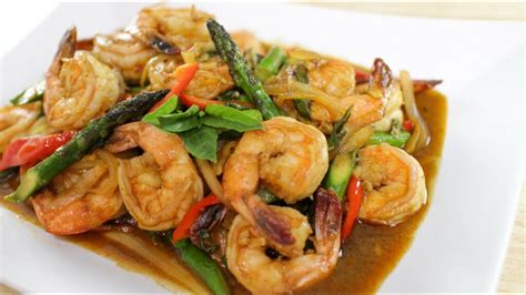 Shrimp & Chili Paste Stir-Fry Recipe กุ้งผัดนำ้พริกเผา - Hot Thai Kitchen - Chili Chili