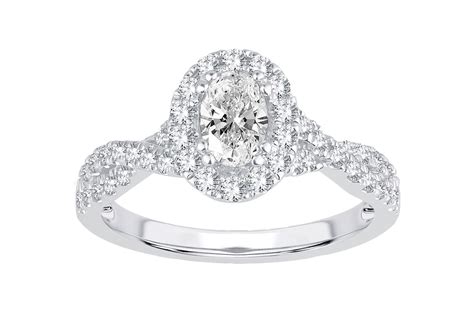 Fred Meyer Jewelers Offers Brides Readers an Exclusive Discount