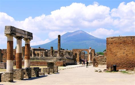 Pompeii New Discoveries 2024 - Letty Olympie