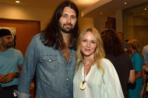 Jewel’s Perfect Date Night with Boyfriend Charlie Whitehurst Is Very Low-Key