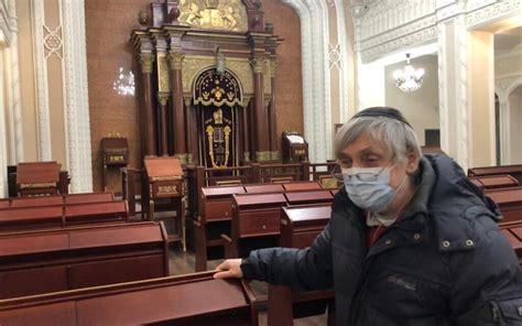 At historic Kyiv synagogue, congregants scoff at talk of war – Jewish ...