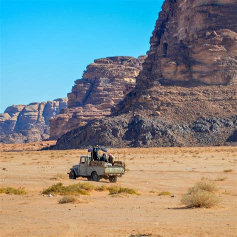 Jeep Safari in wadi rum - Flow travel Jordan