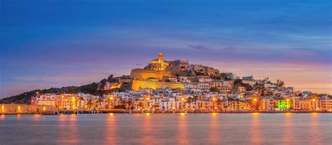 Eivissa (Ibiza Town) - Daytime & Nightlife guide - Pukka Up