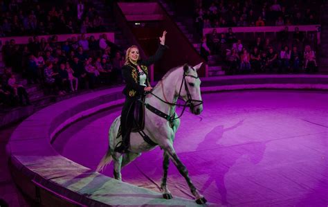 Pin by bill on Circus horsewomen | Fair grounds