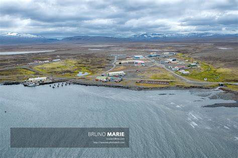 Bruno MARIE - Photographe | La base de Port-aux-Français (PAF)