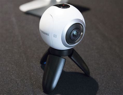 Take Insanely Awesome Shots with These 360-Degree Cameras