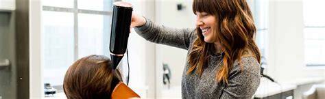 6 Student Loans for Cosmetology School | LendEDU