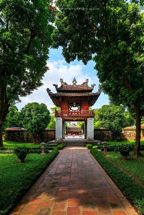 Temple of Literature, Hanoi, Vietnam. First built in 1070. : r/ArchitecturalRevival