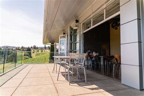 Best Wineries Dundee Hills North | WineryHunt Oregon