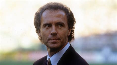 Franz Beckenbauer wird 70 Jahre alt und blickt auf ein erfolgreiches Leben als Spieler und ...