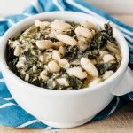 Black cabbage and cannellini bean soup - LifeGate