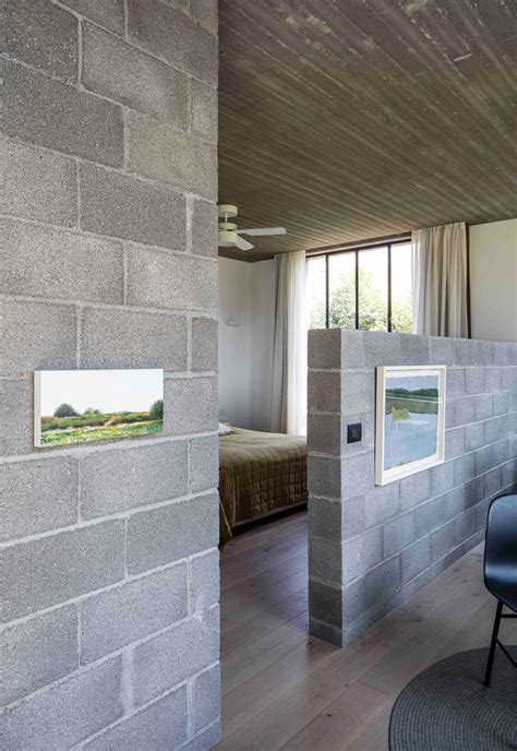 Unfinished Concrete Gives This House An Industrial Feeling | CONTEMPORIST