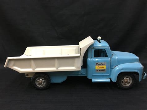 Buddy L Hydraulic Toy Dump Truck circa 1950's