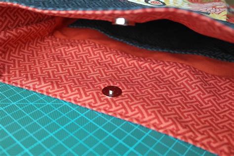 Tutorial – How to Attach Magnetic Snap Bag Closure | Snap bag, Sewing blogs, Fabric bags