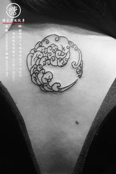 祥云tattoo、Auspicious clouds tattoo、Chinese tradition tattoo | Small tattoo designs, Cloud tattoo ...