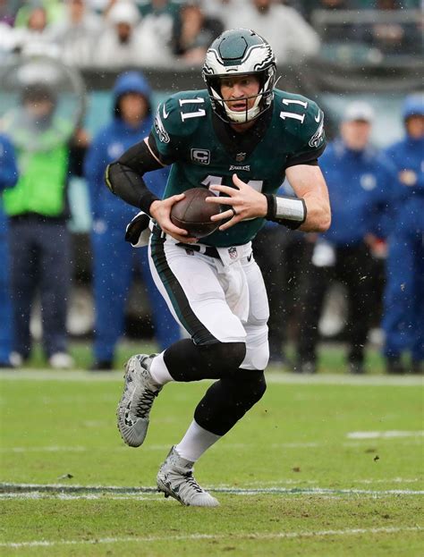 Eagles-Colts: What we learned about Carson Wentz, the running backs, and more
