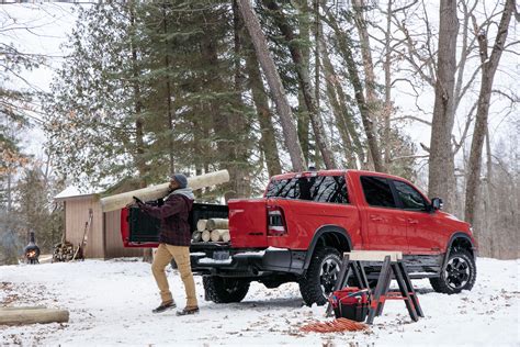 Ram 1500 Multifunction Tailgate - OffRoading Videos