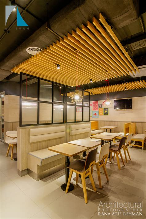 Lahore: KFC at Main Boulevard Johar Town on Behance