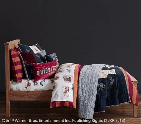 HARRY POTTER™ Bedding Look | Pottery Barn Kids