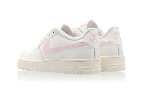 Nike Drops a Millennial Pink Fur-Lined Air Force 1 | HYPEBAE