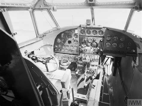 AMERICAN AIRCRAFT IN RAF SERVICE 1939-1945: LOCKHEED L-214 & L-414 HUDSON. | Imperial War Museums