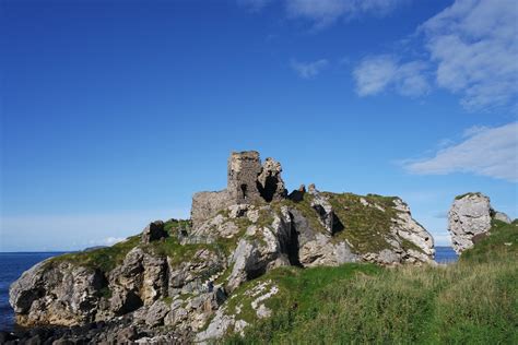 Exploring Ireland: Kinbane Castle, Ballycastle, County Antrim, Northern ...