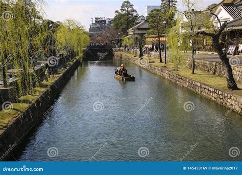 KURASHIKI, JAPAN - MARCH 31, 2019: Tourists are Enjoying the Old ...