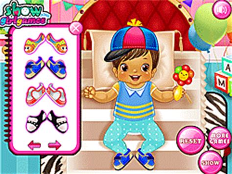 Little Baby Care Game - Play online at Y8.com