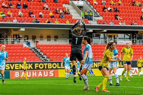 Sverige - Norge damlandslaget fotboll 210610 - Kalmarbilder.se