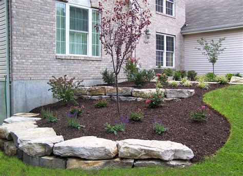 Review this post today which discusses Hillside Landscaping Ideas | Small front yard landscaping ...