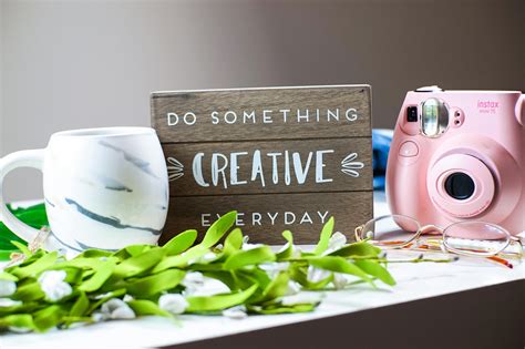 Do Something Creative Everyday Text · Free Stock Photo