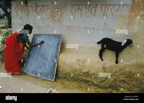 Rural education in bangladesh hi-res stock photography and images - Alamy