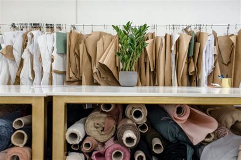 How is Clothing Recycled? Unveiling the Textile Recycling Process ...