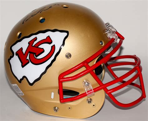 Patrick Mahomes Signed Chiefs Full-Size Authentic On-Field Helmet (JSA ...