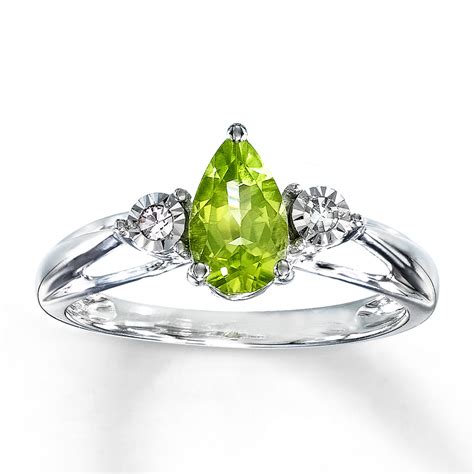 How To Combine Peridot Rings With Other Jewels? – StyleSkier.com