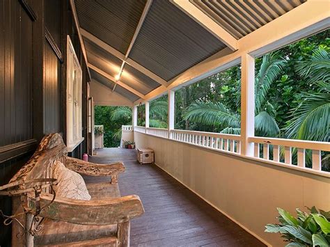 Outdoor Area Ideas With Verandah Designs – realestate.com.au | Garden veranda ideas, Small front ...