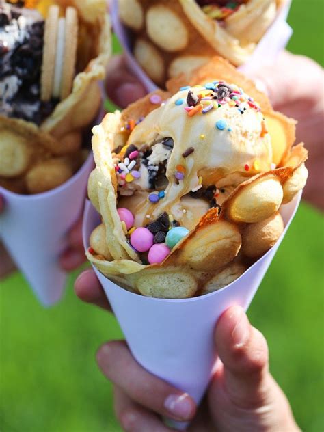 Bubble Waffle Ice Cream Cones! | 와플