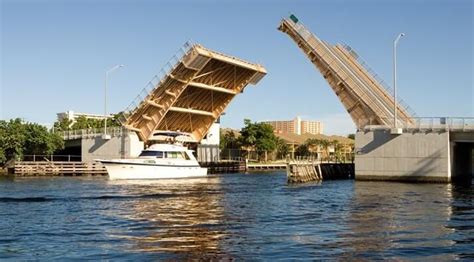 Hydraulic Bridge - its 3 Types, Working & Advantages