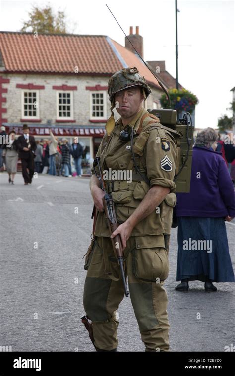 american ww2 paratrooper, 101st Airborne Division, Screaming Eagles Stock Photo - Alamy