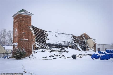 Mayfield, Kentucky faces long road one month after deadly tornado tore ...