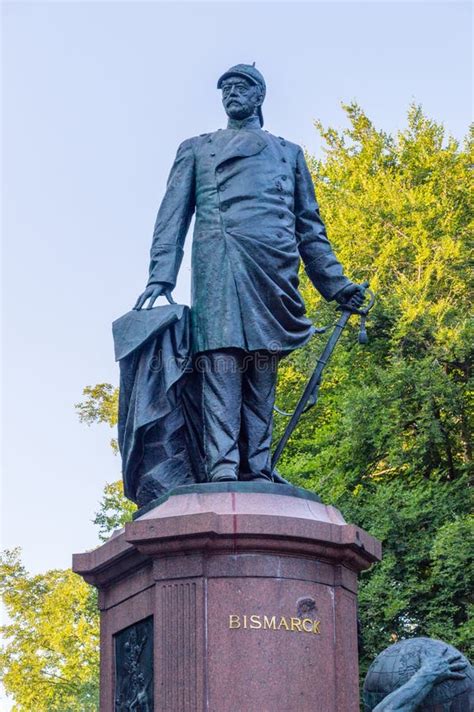 Bismarck statue in berlin stock photo. Image of landmark - 32905462