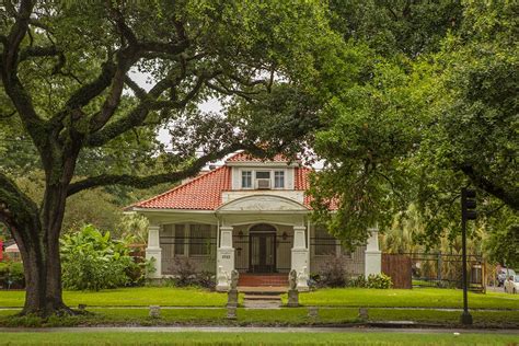 Gentilly Terrace - New Orleans Real Estate & Neighborhood Guides