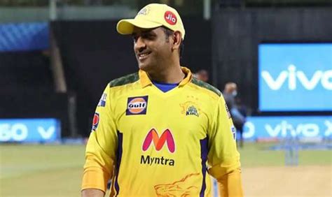 MS Dhoni wins Pakistan pacer Haris Rauf's heart by giving his signed ...