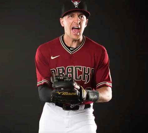 Arizona Diamondbacks Unveil Updated Nike Uniforms – SportsLogos.Net News