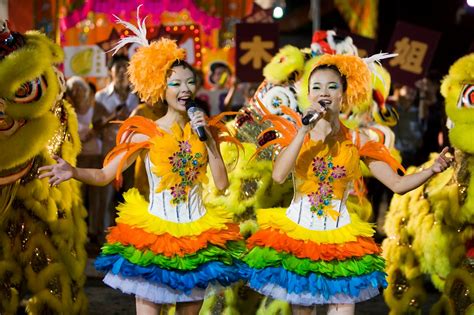 Culture Holiday Tour: Integral Part of Singapore Culture